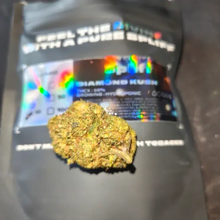 Click to view full screen Kundenbewertung Diamond Kush mit Foto - Spliff