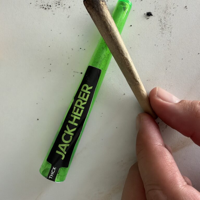 Click to view full screen Avis client Joint pré-roulé - Jack Herer avec photo - Spliff