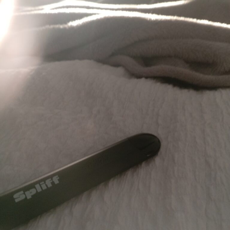 Click to view full screen Avis client Magic Vape Live Rosin avec photo - Spliff