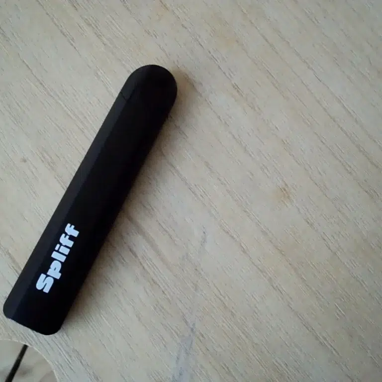 Avis client Magic Vape avec photo - Spliff