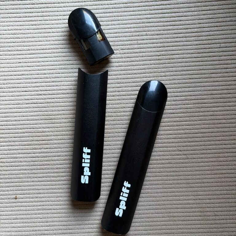 Click to view full screen Avis client Magic Vape avec photo - Spliff