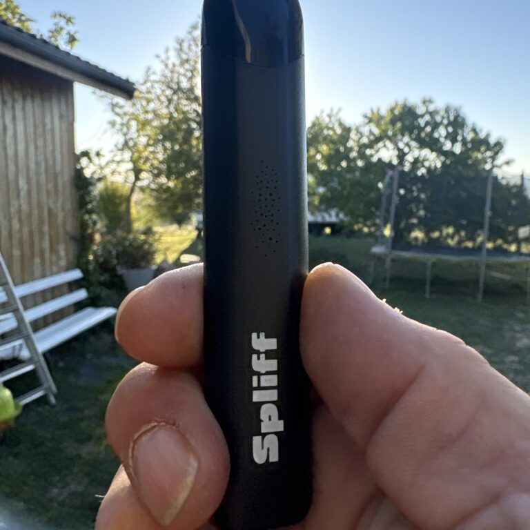 Click to view full screen Avis client Magic Vape avec photo - Spliff
