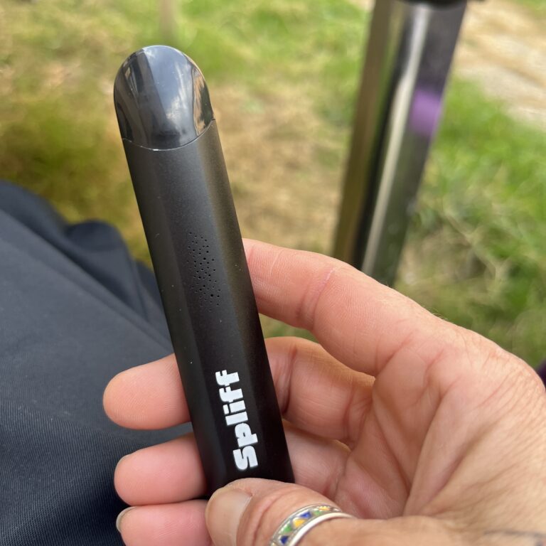 Click to view full screen Avis client Magic Vape avec photo - Spliff