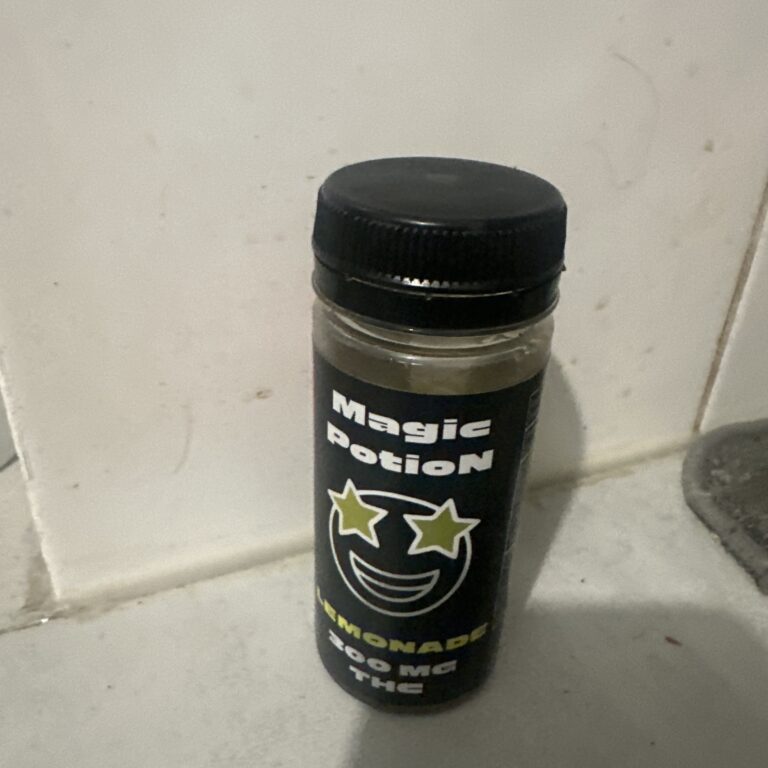 Click to view full screen Avis client Sirop - Magic Potion avec photo - Spliff