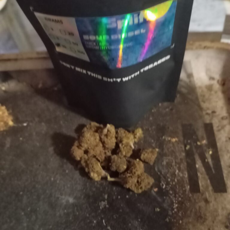 Click to view full screen Avis client Sour Diesel avec photo - Spliff