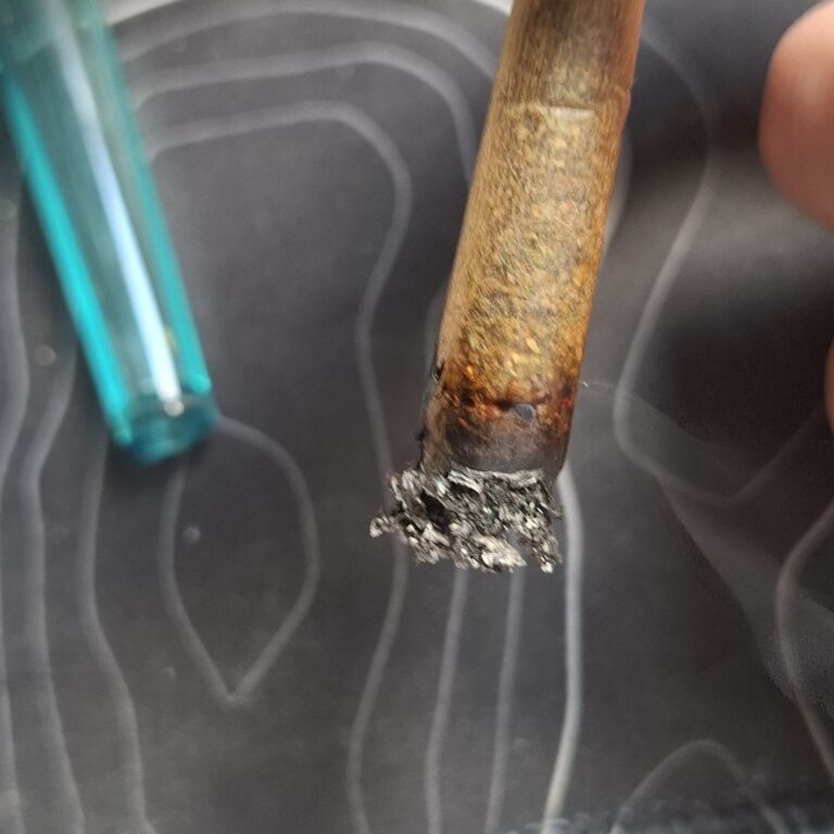 Click to view full screen Avis client Joint pré-roulé - Zkittlez avec photo - Spliff